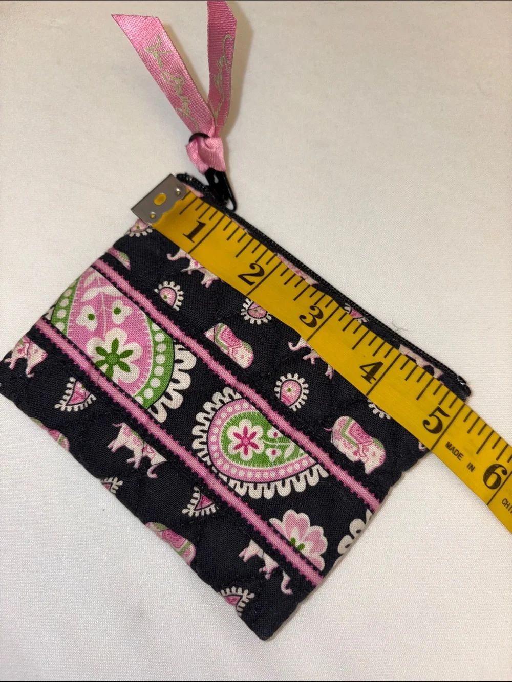 Vera Bradley Black Pink Paisley Elephant Quilted Coin Pouch zip closure